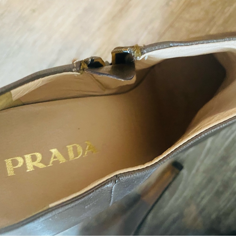 Prada ankle boot excellent condition. Taupe only worn once . Like new !!